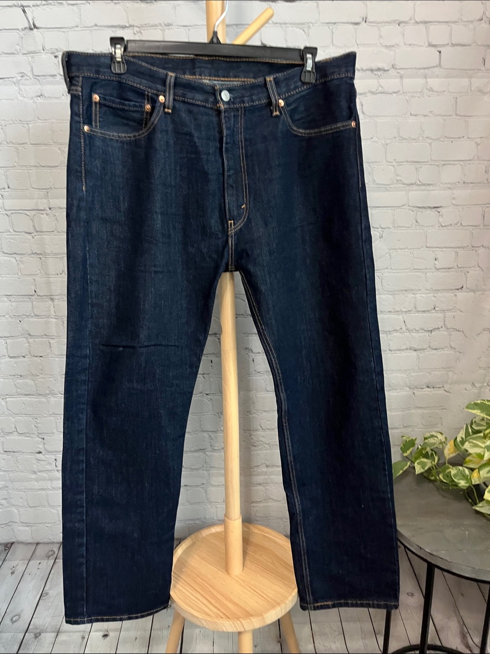 Levi's 505 Men's Indigo Straight-Leg Jeans Size 38X32